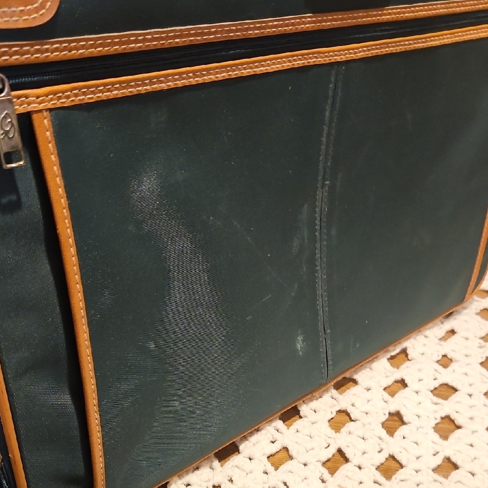 Oscar De La Renta Vintage Canvas Green & Tan Luggage Suit Case - Picture 11 of 16